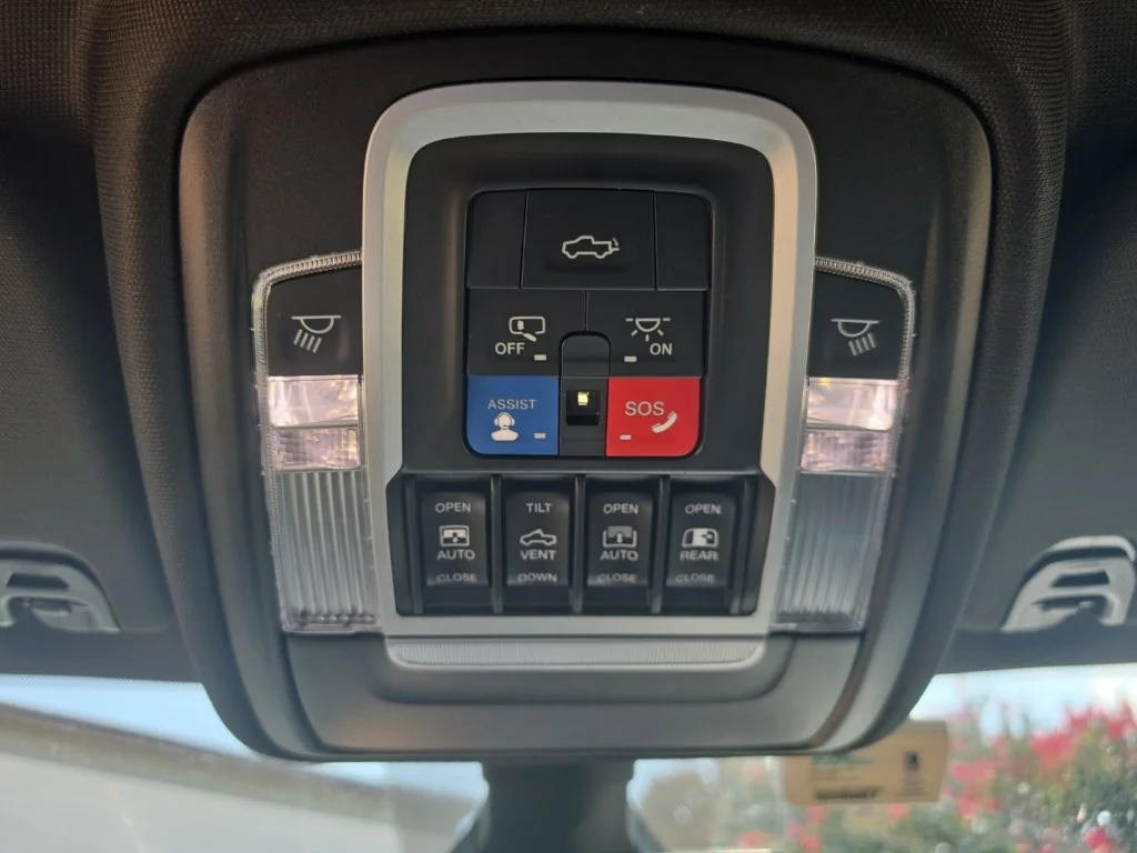 Used 2020 White Ram Limited image 43