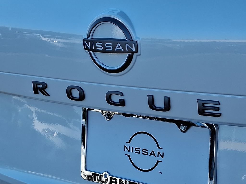 New 2026 Everest White Pearl TriCoat Nissan SV image 11