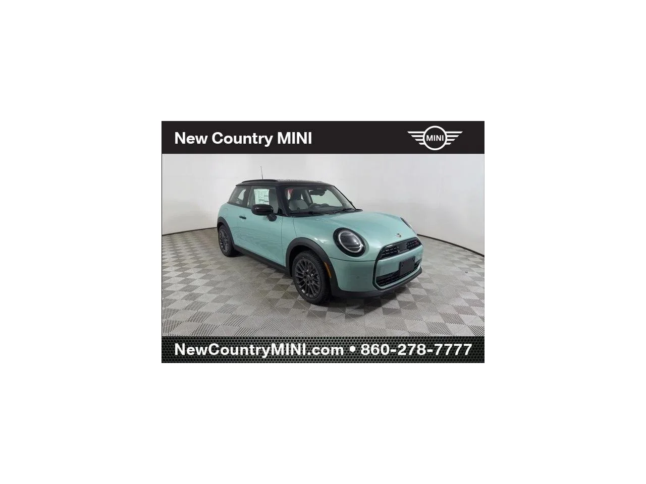 New 2026 Green MINI Signature Plus image 1