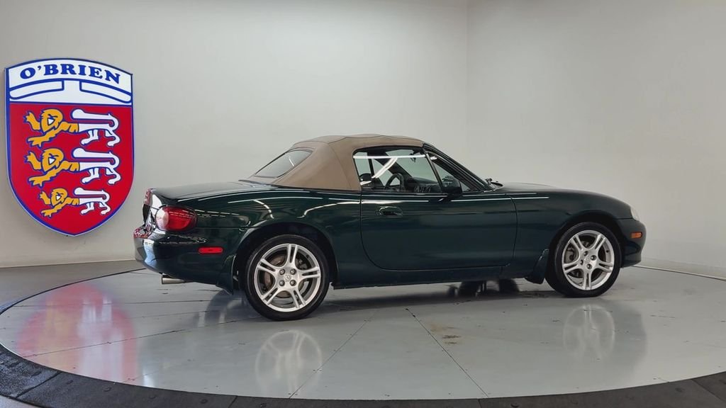 Used 2004 Emerald Mica Mazda Base image 4