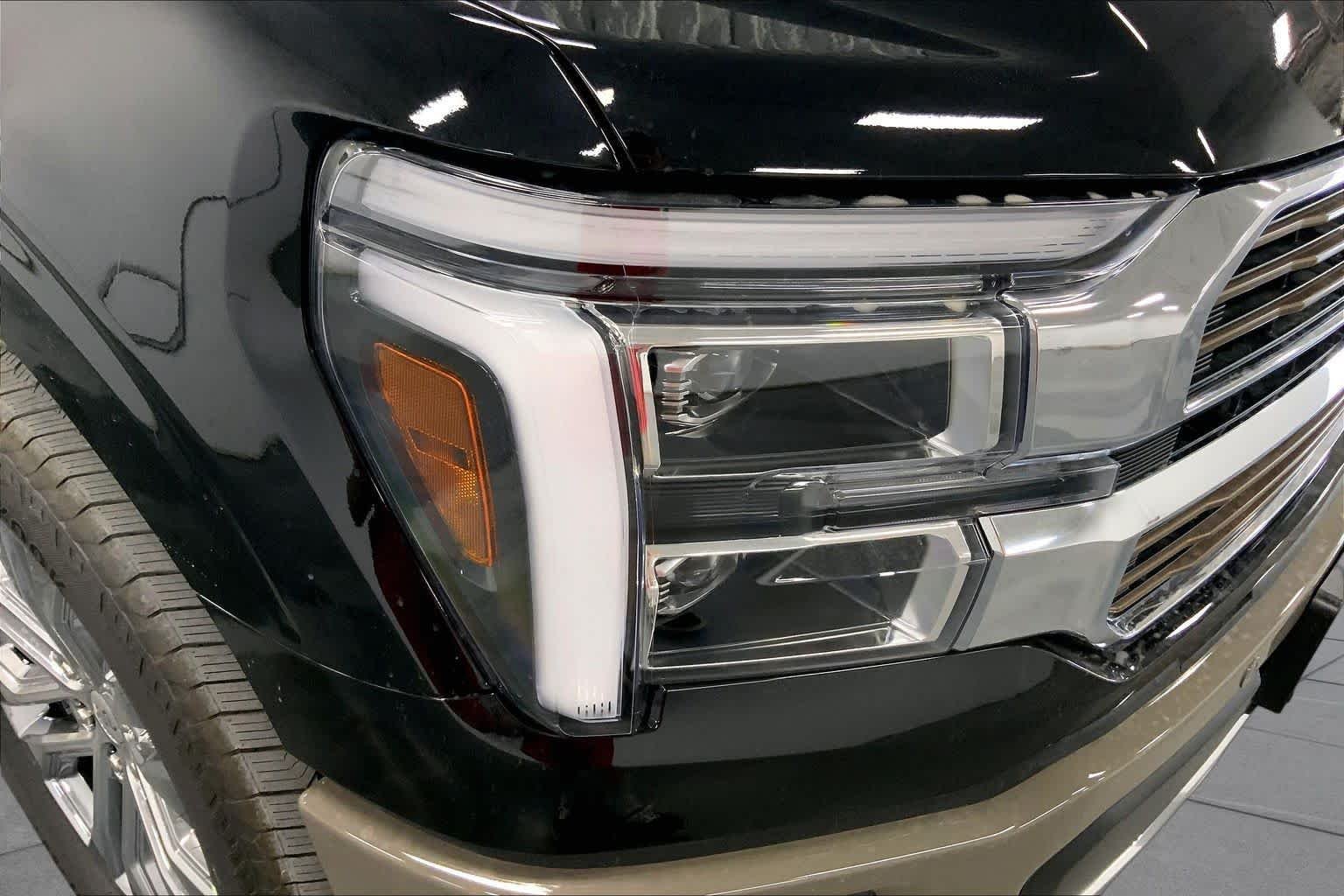 New 2026 Agate Black Metallic Ford King Ranch® image 13