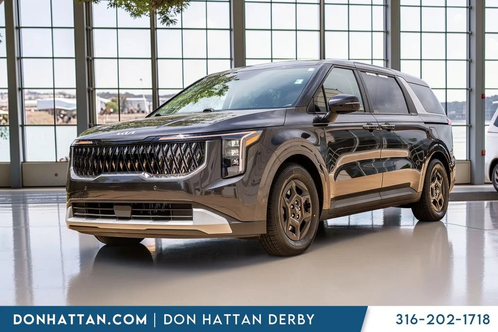 2025 Kia Sedona LXS's photo