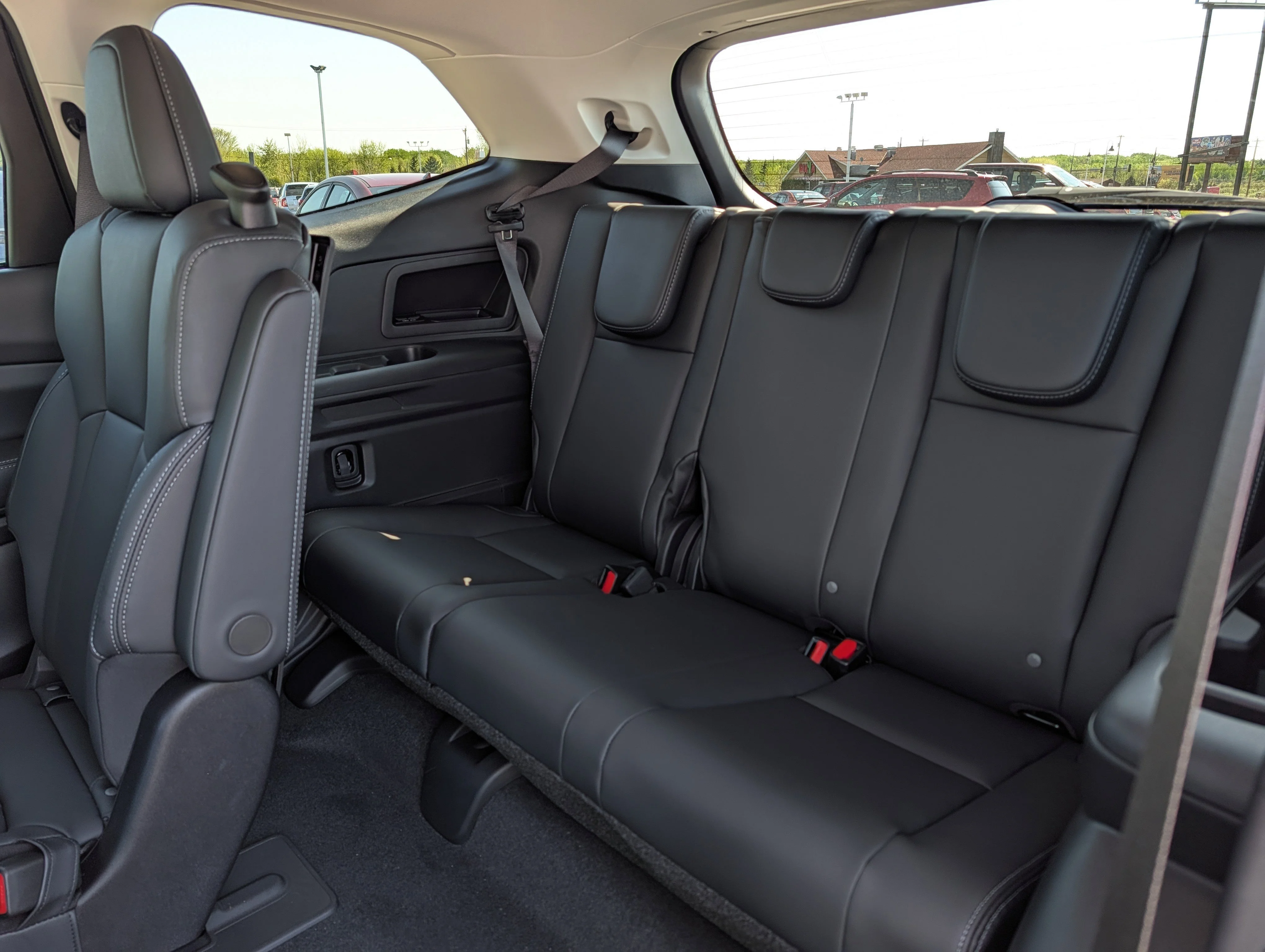 New 2026 MAGNETITE GRAY METALLIC Subaru Premium 7-Passenger image 8