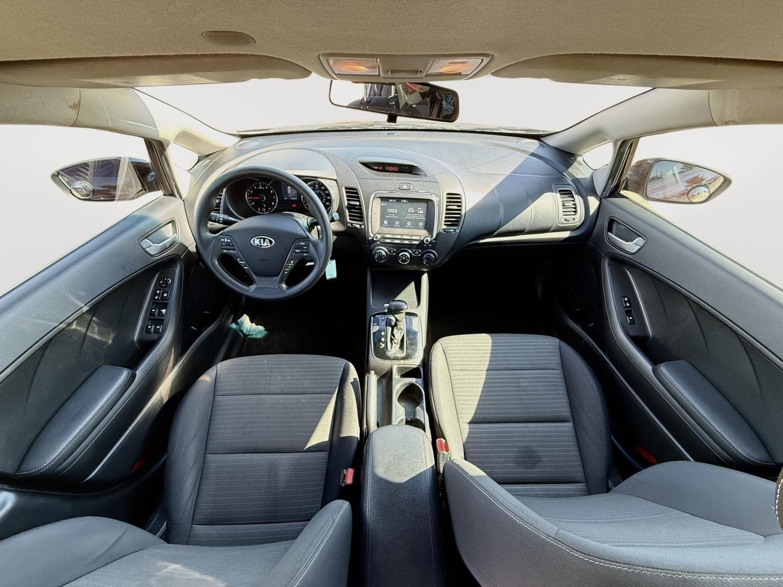Used 2018 Garnet Red Kia LX image 27