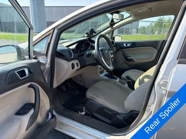 Used 2016 Ingot Silver Ford SE image 8