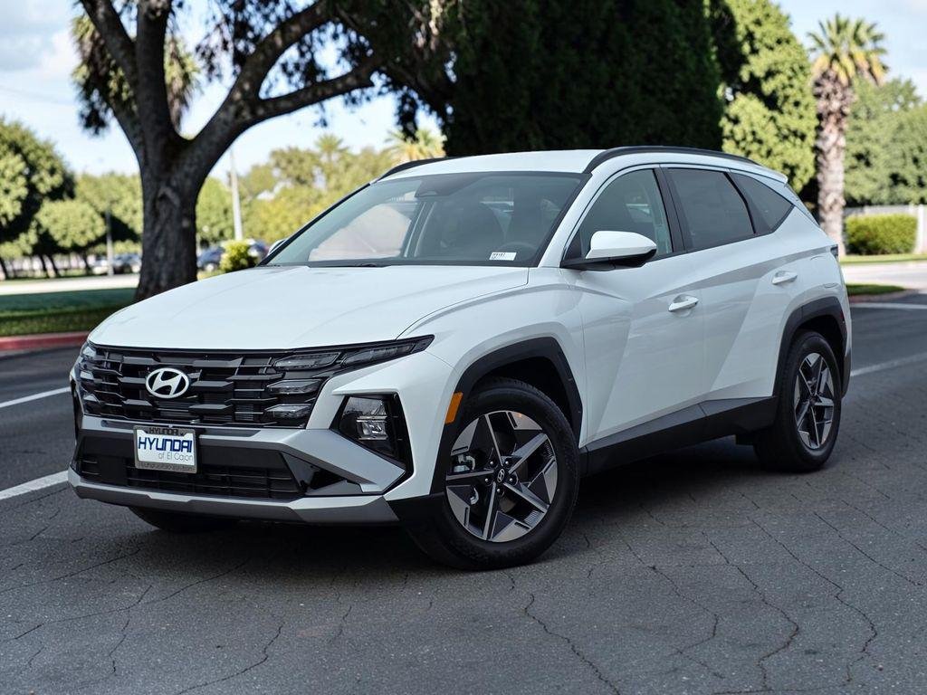 New 2026 White Hyundai SEL FWD image 2