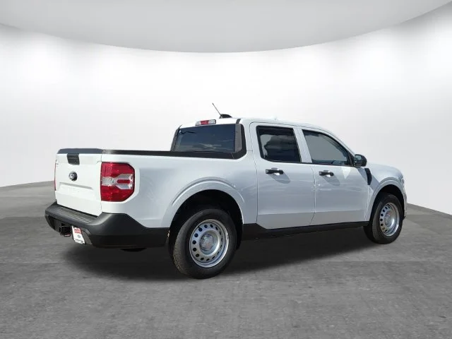 New 2026 Oxford White Ford XL image 31