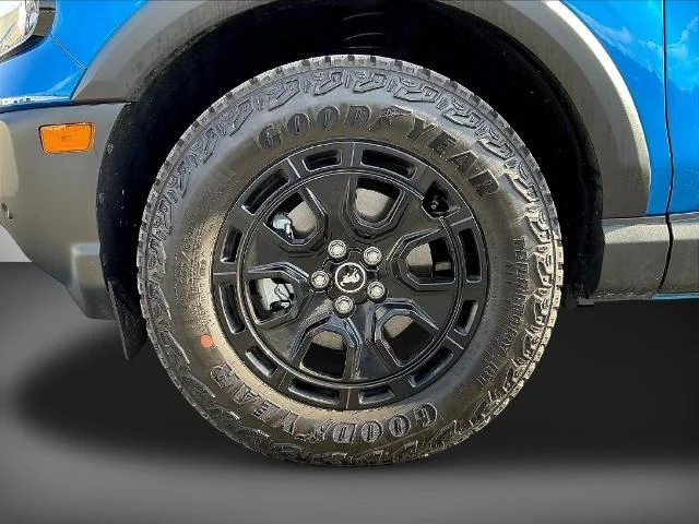 Used 2026 Velocity Blue Metallic Ford Outer Banks image 65