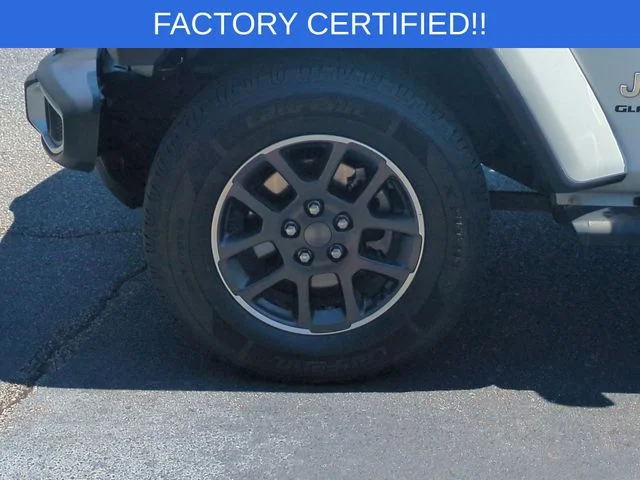 Used 2021 White Jeep Overland image 10