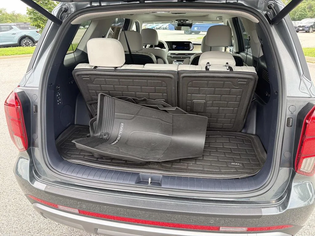 Used 2023 Gray Hyundai Limited image 25