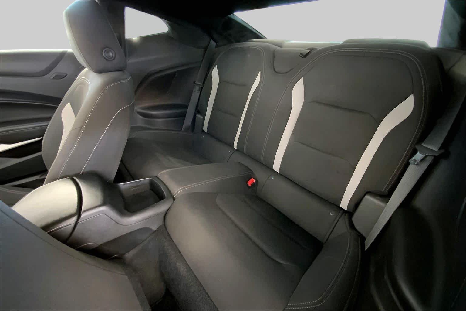 Used 2022 Shadow Gray Metallic Chevrolet 1LS image 18