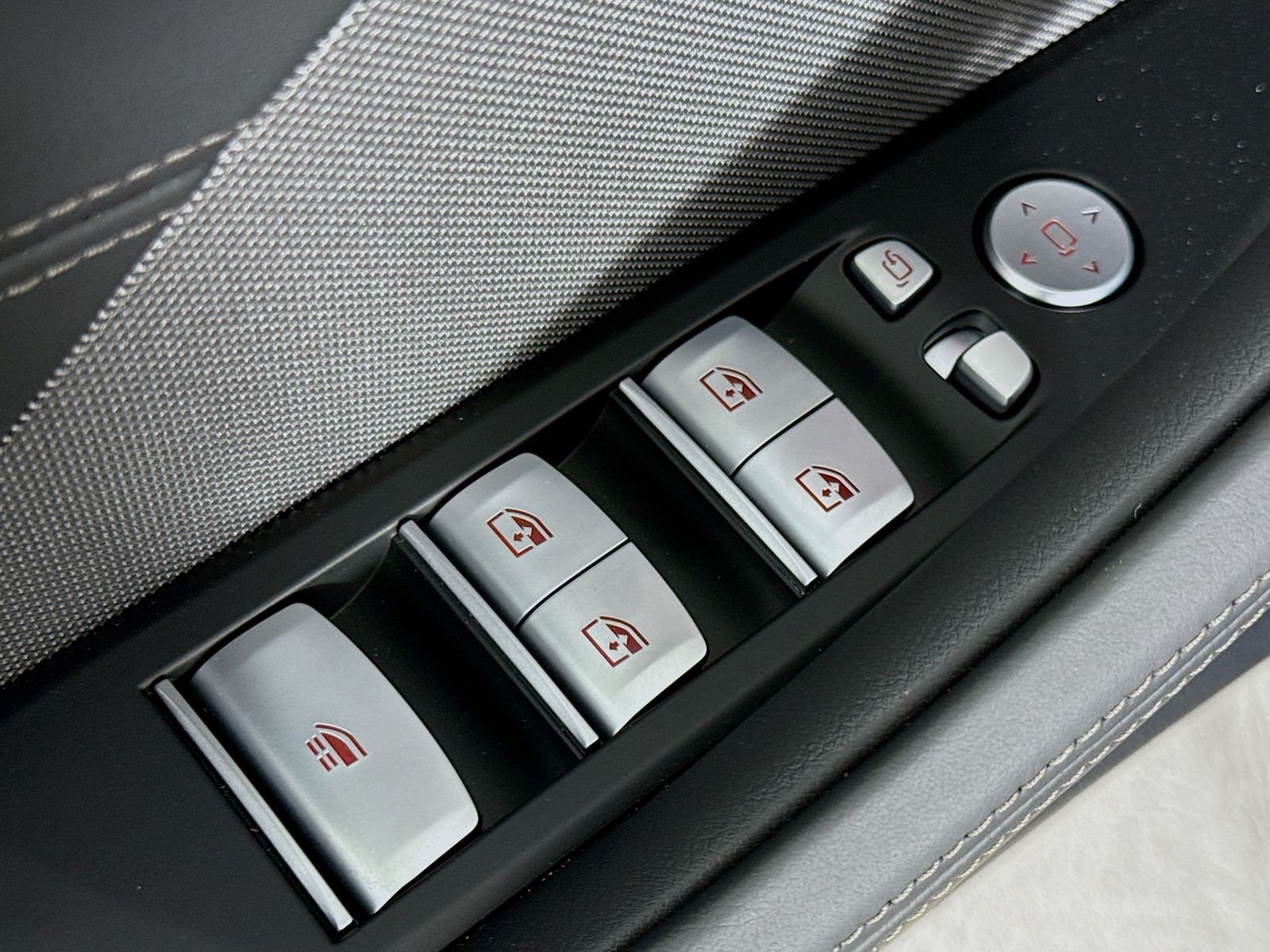 Used 2026 Black Sapphire Metallic BMW 840i image 18