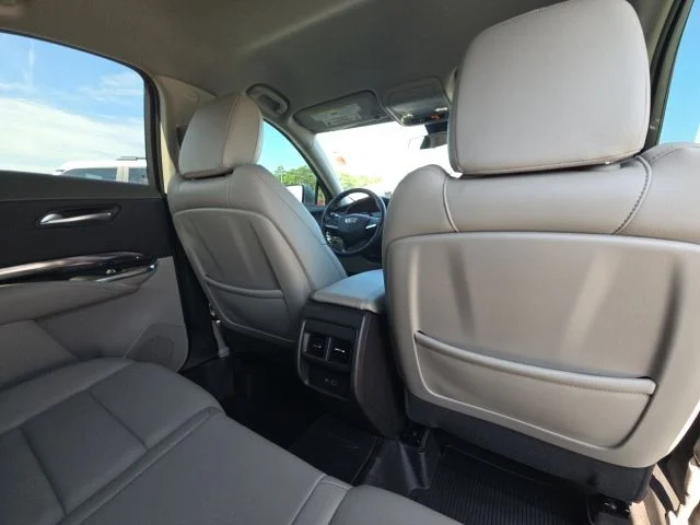 Used 2023 Silver Cadillac Luxury image 16