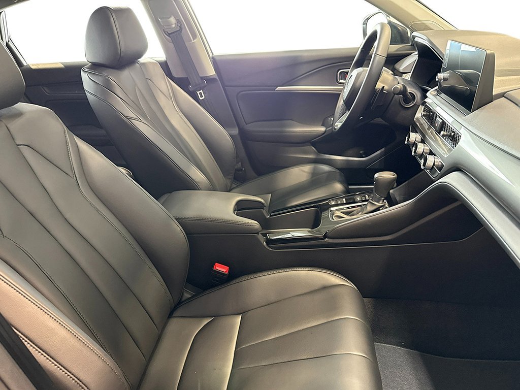 Used 2026 Performance Red Pearl Acura  image 32