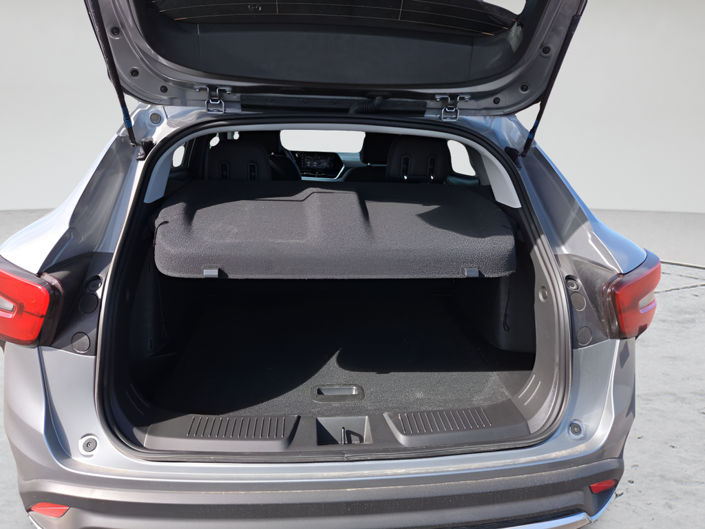 Used 2025 Gray Chevrolet LT image 12