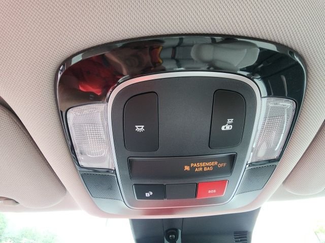 Certified Used 2025 White Hyundai SE image 35