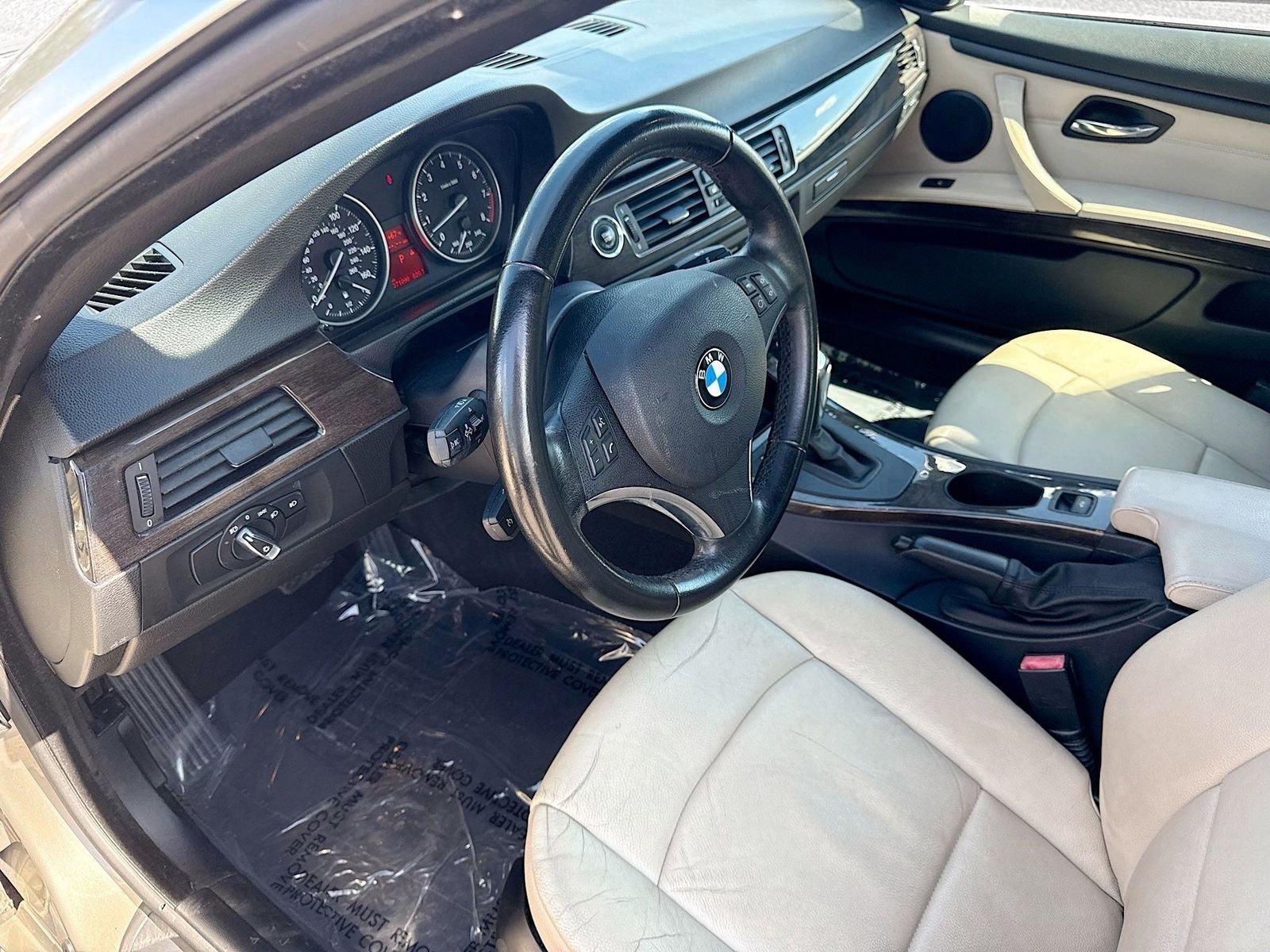 2011 BMW 3 Series 328i - Photo 25