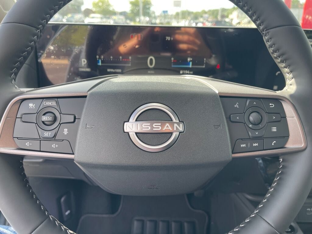 New 2027 Atlantic Gray Metallic Nissan SV image 14