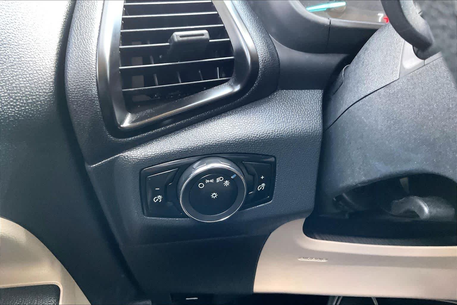 Used 2021 Blue Ford S image 33