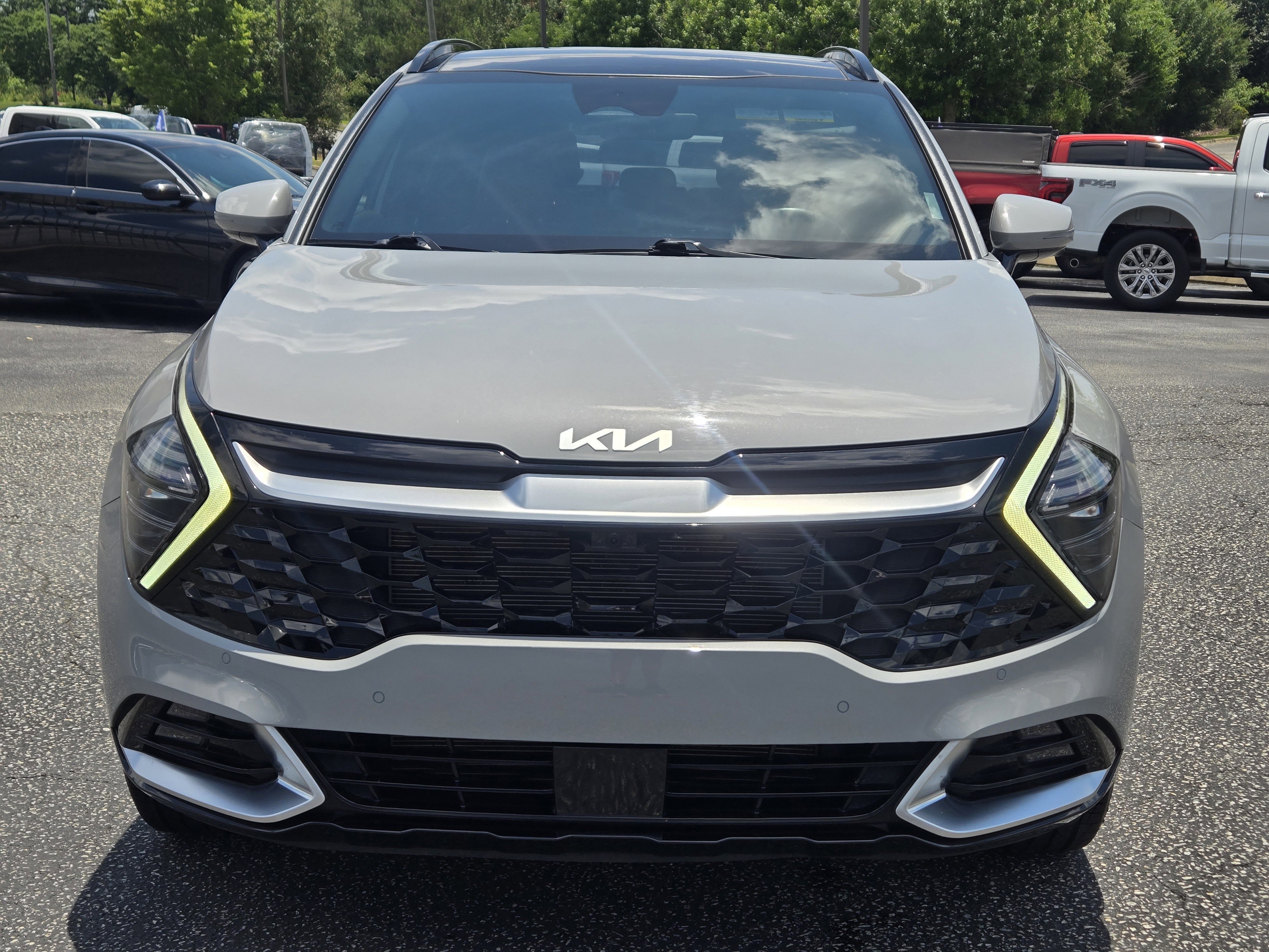 Certified Used 2023 Wolf Gray Kia SX-Prestige image 3