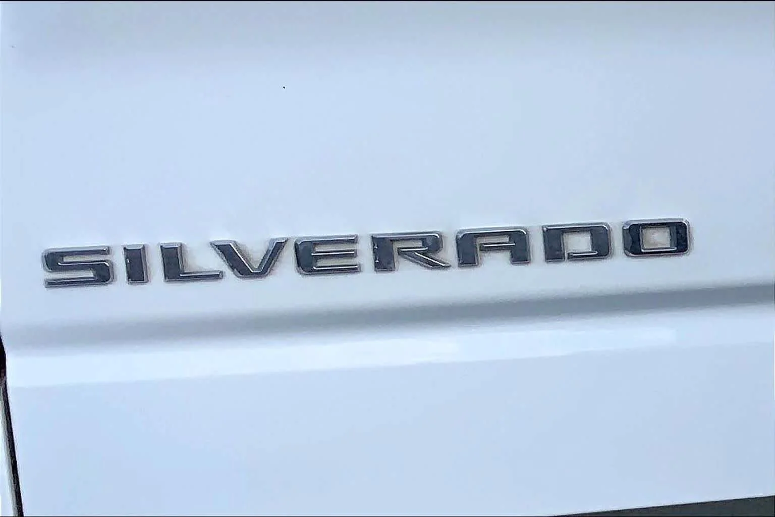 Used 2024 Summit White Chevrolet Custom image 10