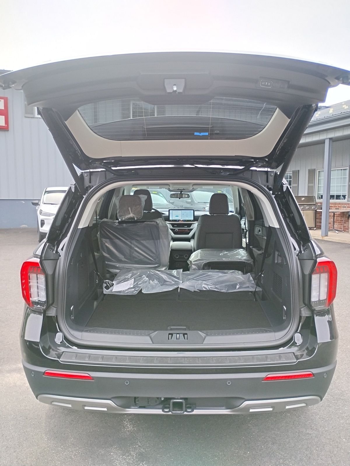 New 2026 Agate Black Metallic Ford Active image 11