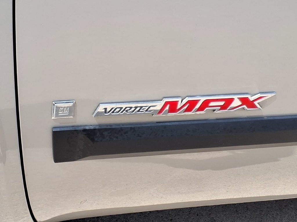 Used 2008 SILVER BIRCH METALLIC Chevrolet LT w/1LT image 10
