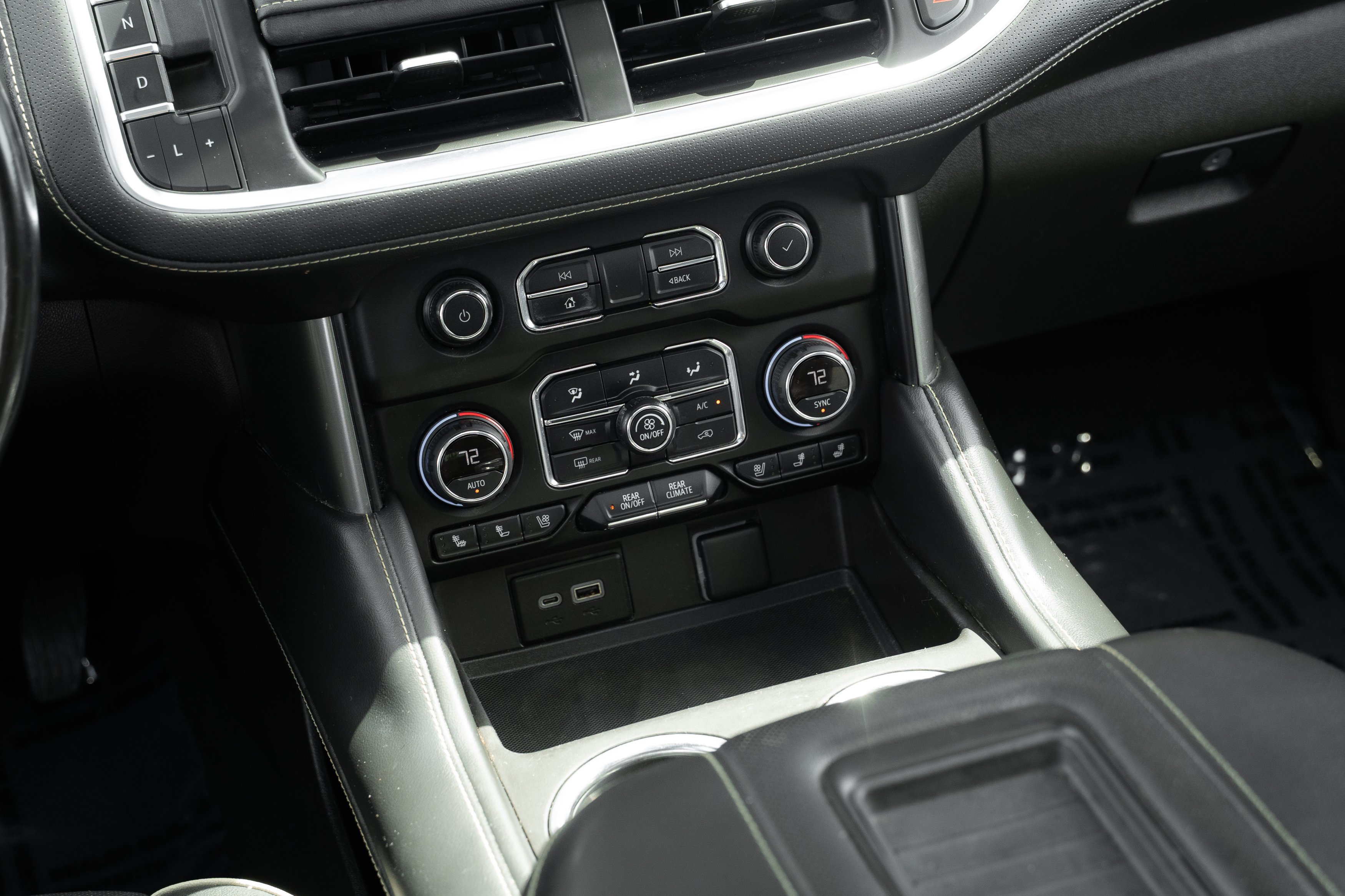 Used 2021 Black Chevrolet Premier image 12