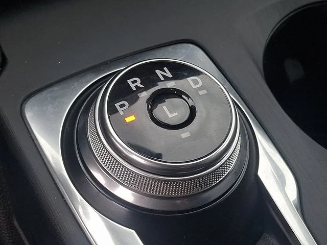Used 2020 Green Ford SE image 14