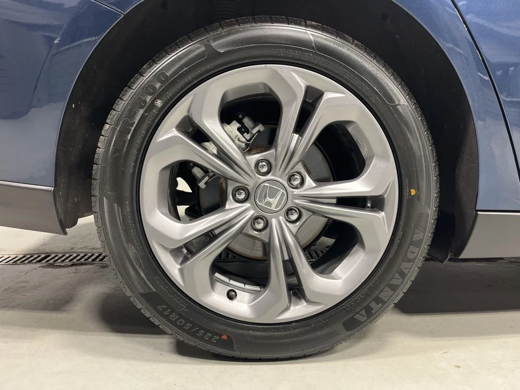 2024 Honda Accord EX - Photo 31