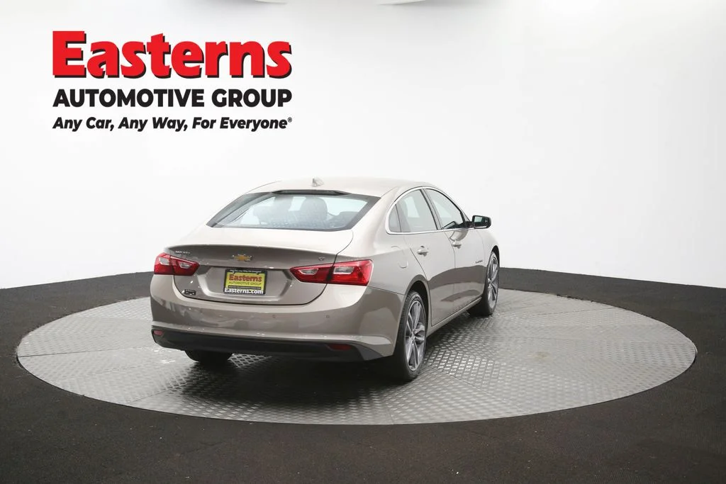 Used 2025 Gray Chevrolet LT image 39