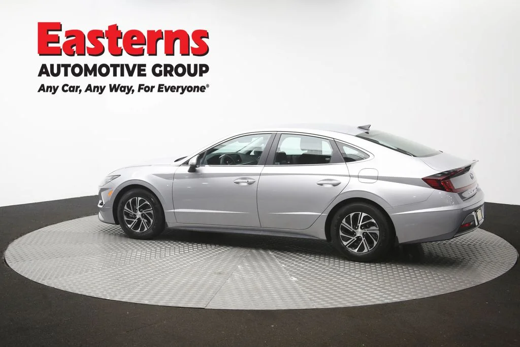 Used 2023 Silver Hyundai Blue image 64