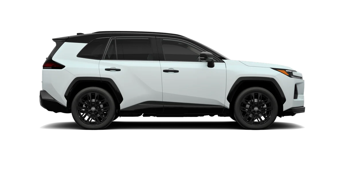 New 2026 Wind Chill Pearl with Midnight Black Metallic roof Toyota XSE image 12