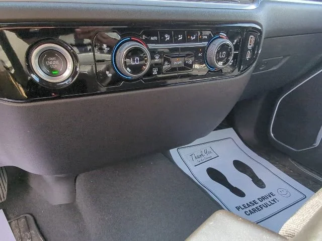 Used 2022 Northsky Blue Metallic Chevrolet LT image 16