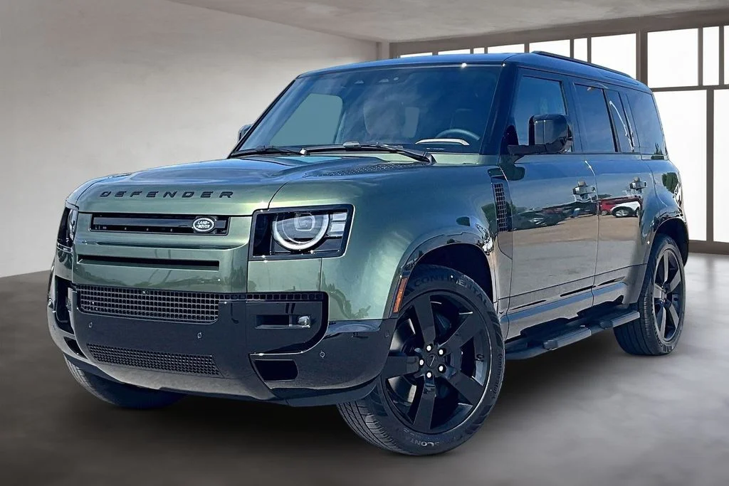 2026 Land Rover Defender 110 X-Dynamic SE P400's photo