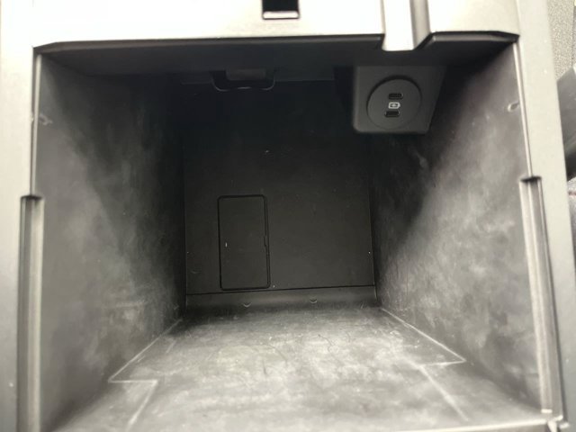 Used 2025 Carbonized Gray Ford Active image 27