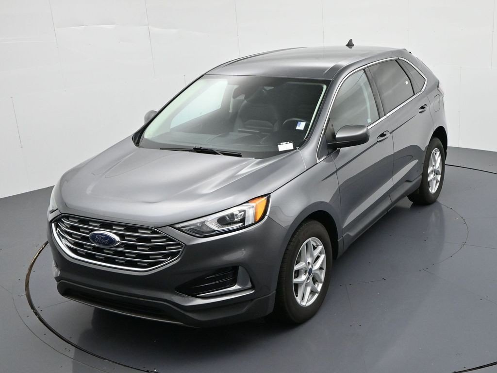 Used 2022 Gray Metallic Ford SEL image 17