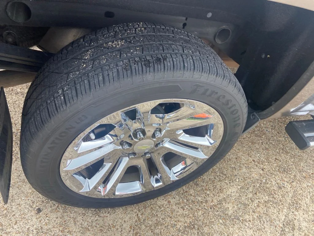 Used 2014 Brown Chevrolet High Country image 29