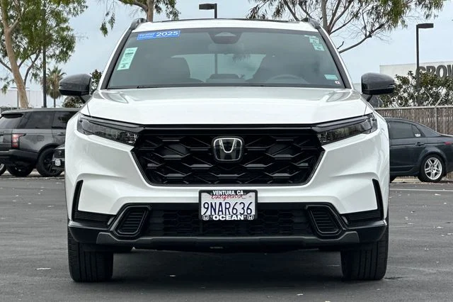 Certified Used 2025 Platinum White Pearl Honda Sport image 9