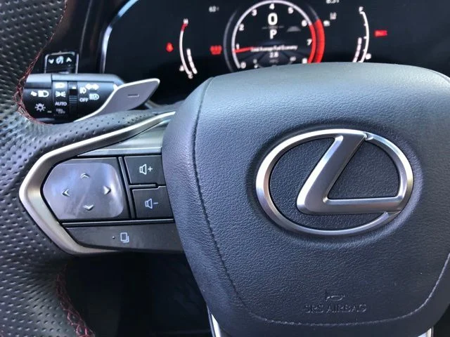 Used 2024 Ultra White Lexus 350 F SPORT Handling image 26