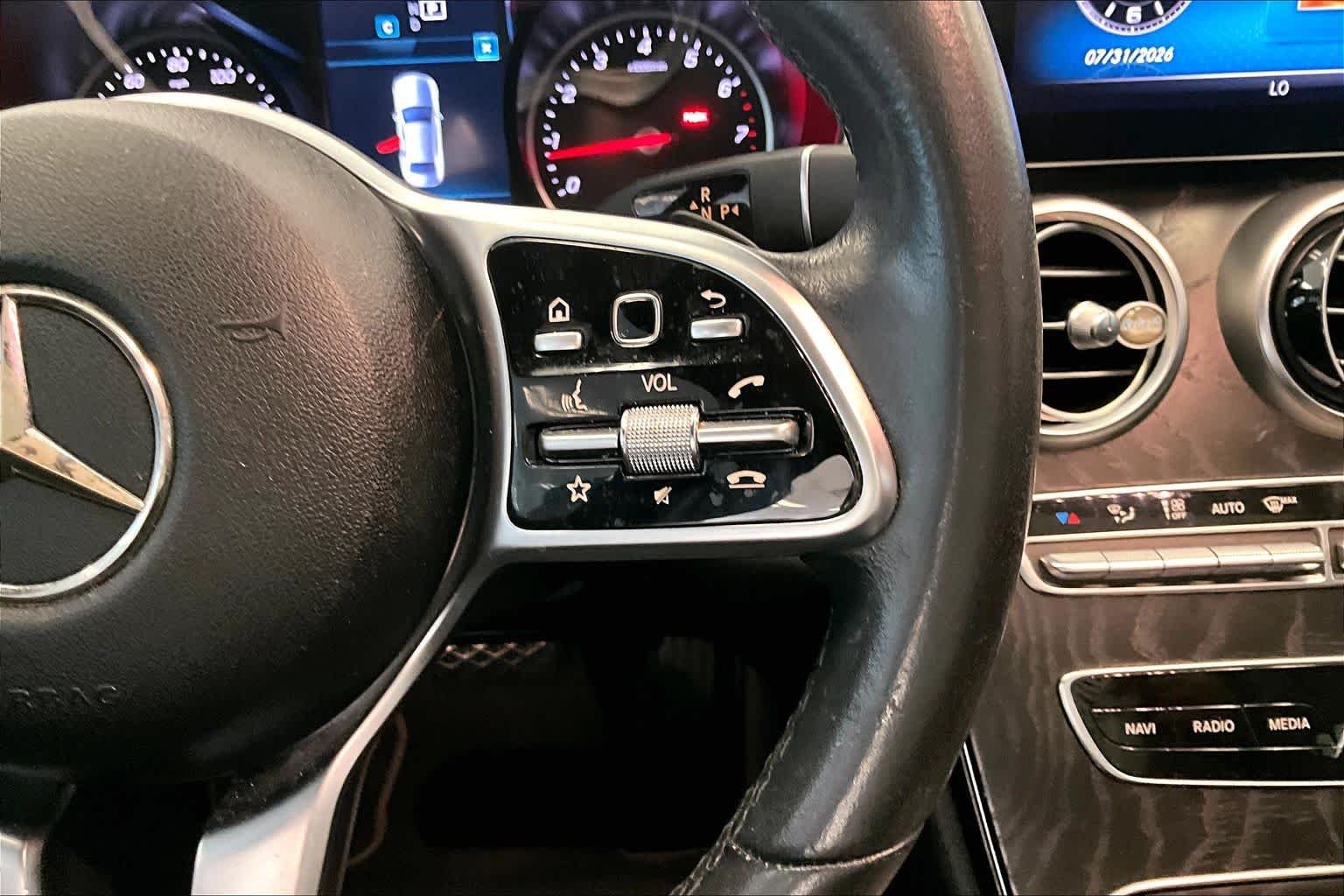 Used 2019 Polar White Mercedes-Benz C 300 image 22