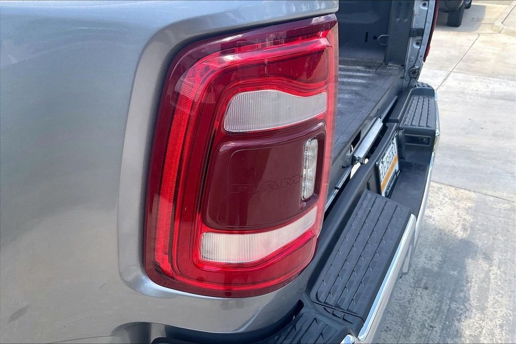 Used 2024 Silver Ram Laramie image 27