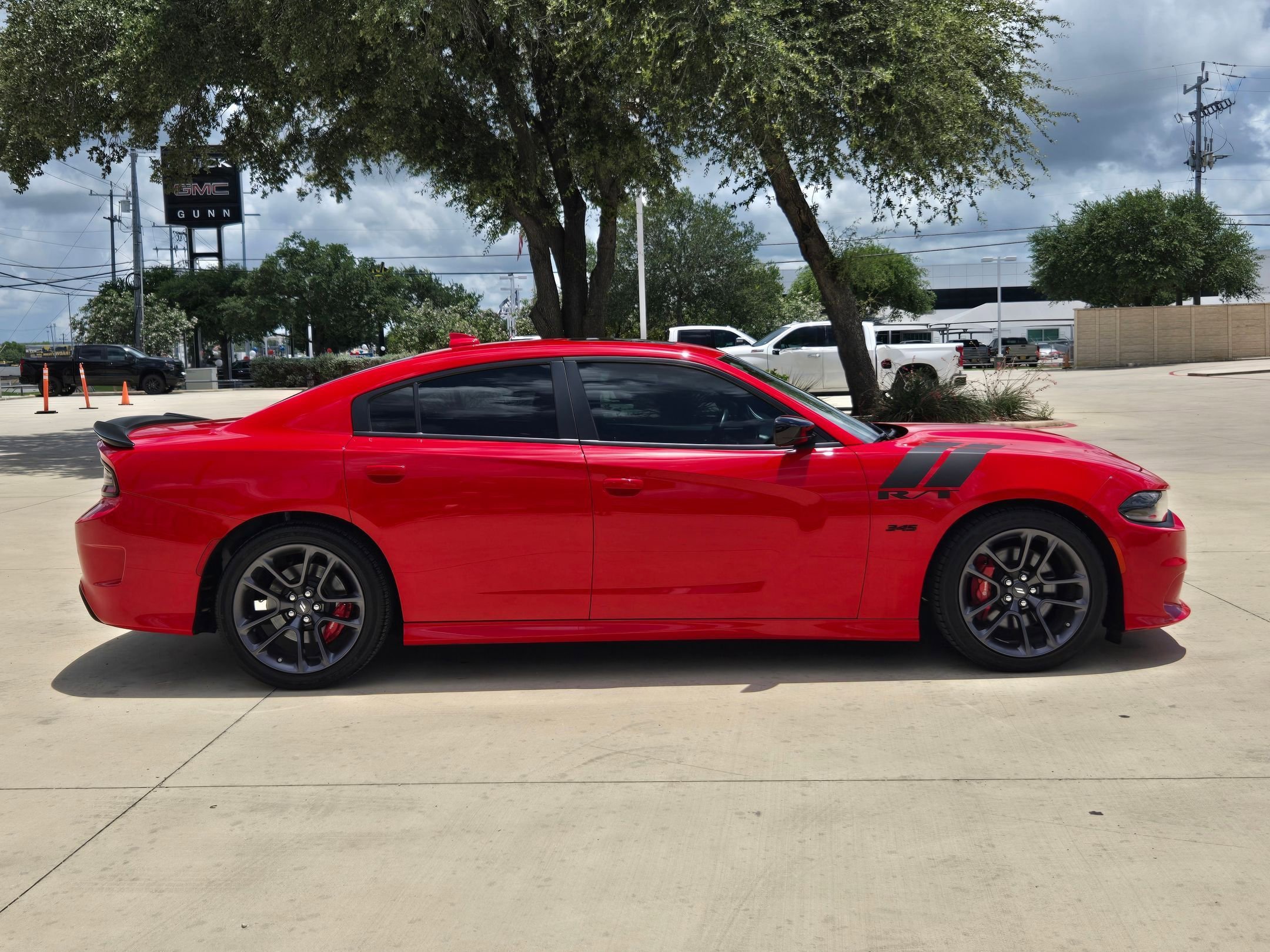 Used 2023 Torred Clearcoat Dodge R/T image 8