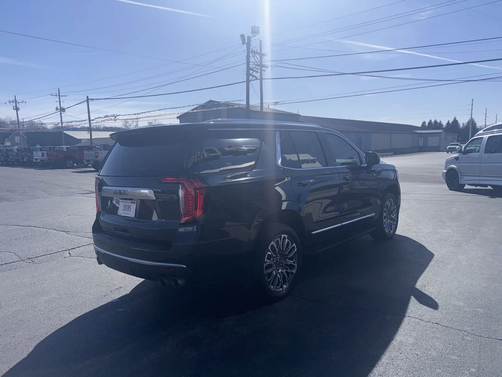 2024 GMC Yukon Denali - Photo 7