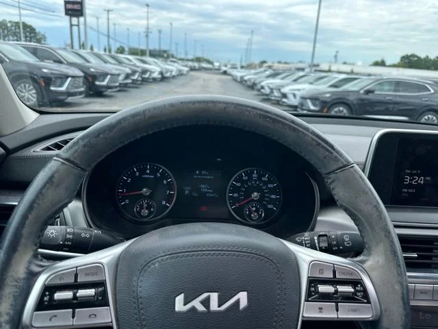 Used 2022 Gray Kia S image 30