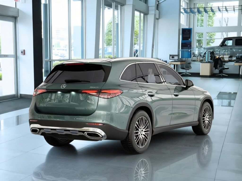 New 2026 Verde Silver Metallic Mercedes-Benz GLC 300 image 62