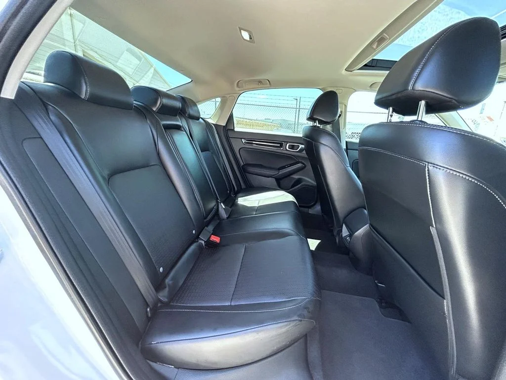 Used 2023 White Honda Touring image 19