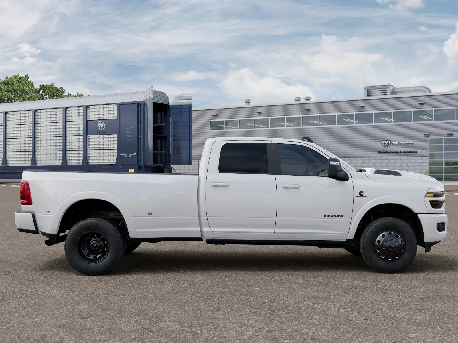 New 2026 Bright White Clear-Coat Exterior Paint RAM Limited image 12