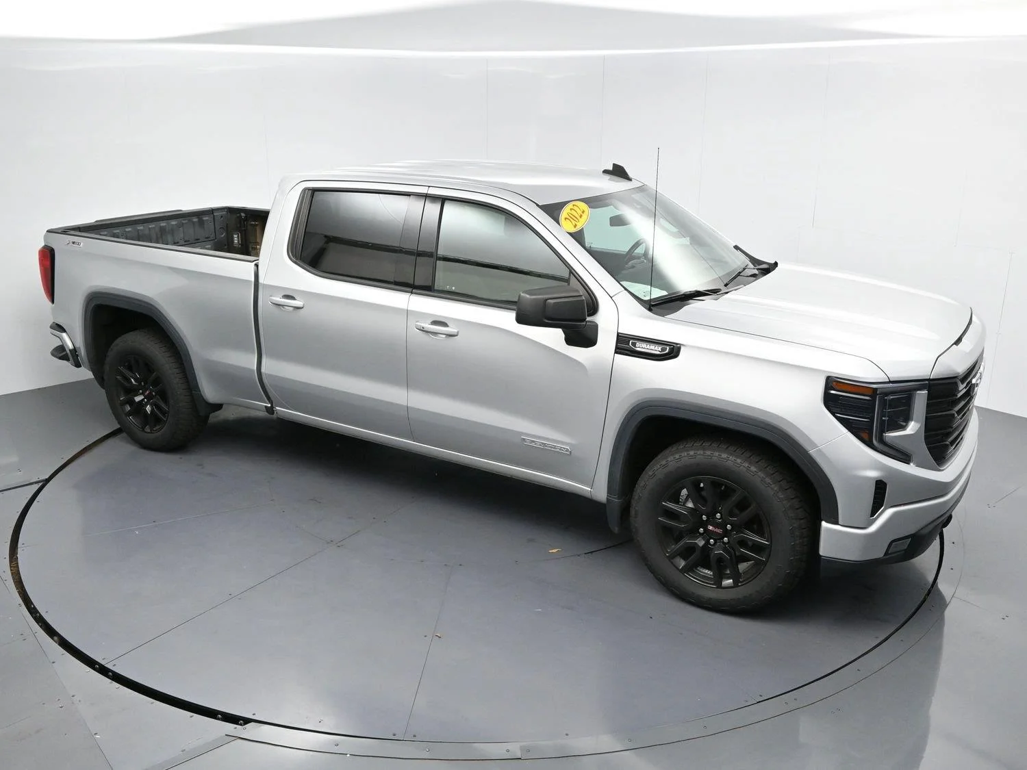 Used 2022 Quicksilver Metallic GMC Elevation image 37