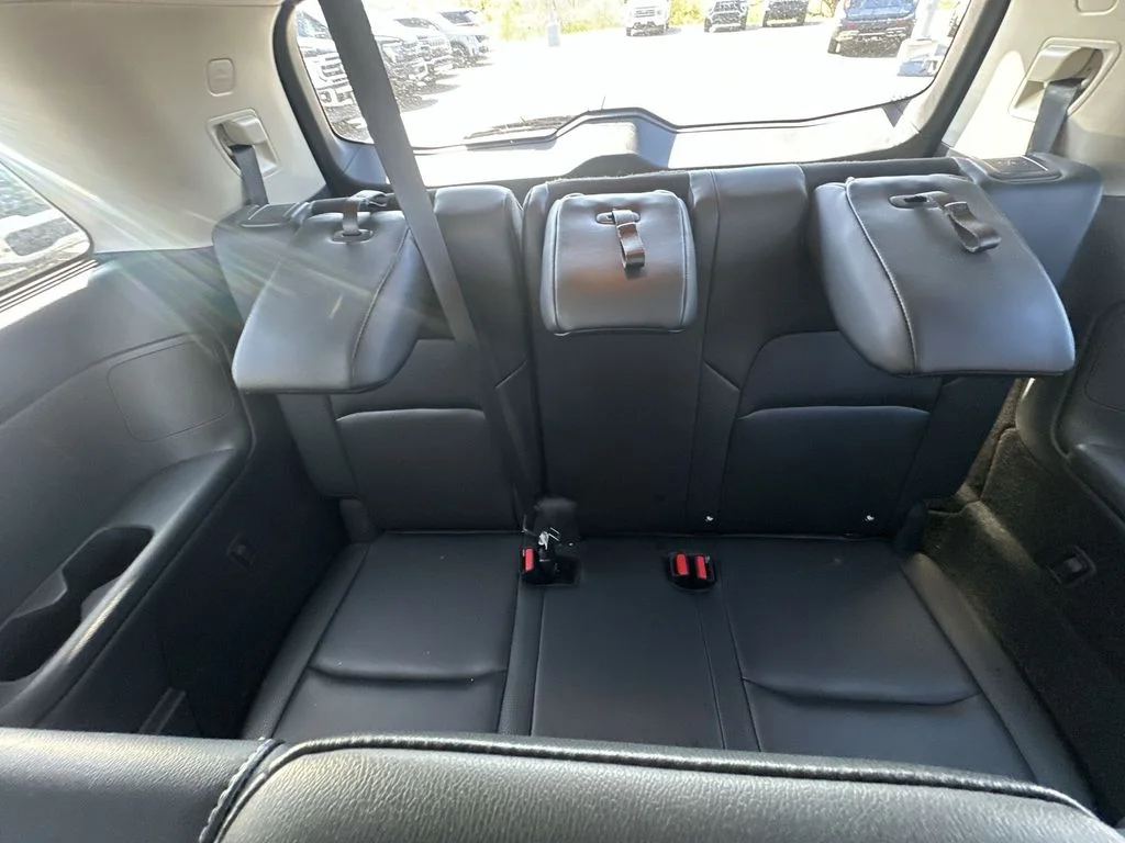 Used 2023 Black Nissan SL image 29